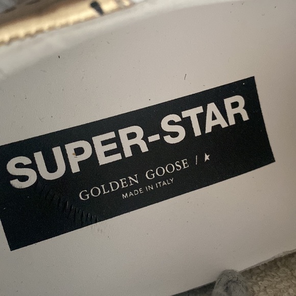 ⭐️Authentic Golden Goose Superstar Sneakers ⭐️ - Picture 9 of 10